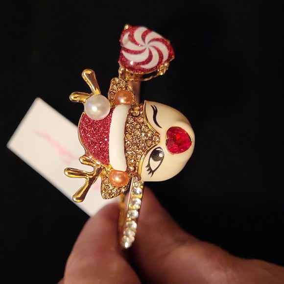 Betsey Johnson Rudolph hinge bracelet - Picture 1 of 3